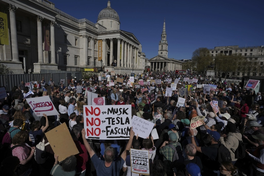 Demonstracije na ulicama evropskih gradova protiv Trumpa i Muska